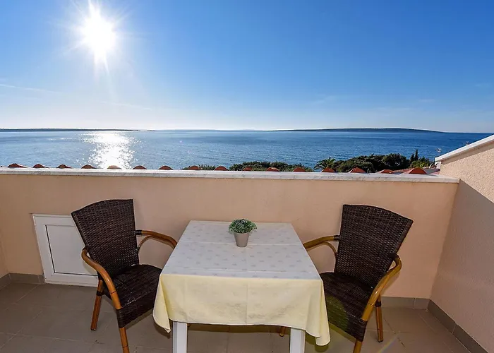 By The Sea Mandre, Pag - 23187 * קולאן